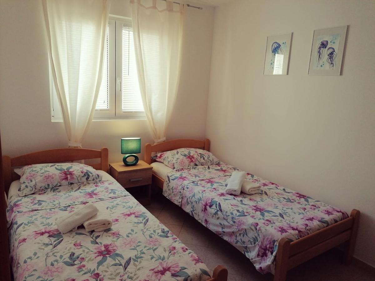 Apartment Vesna Вир Екстериор снимка