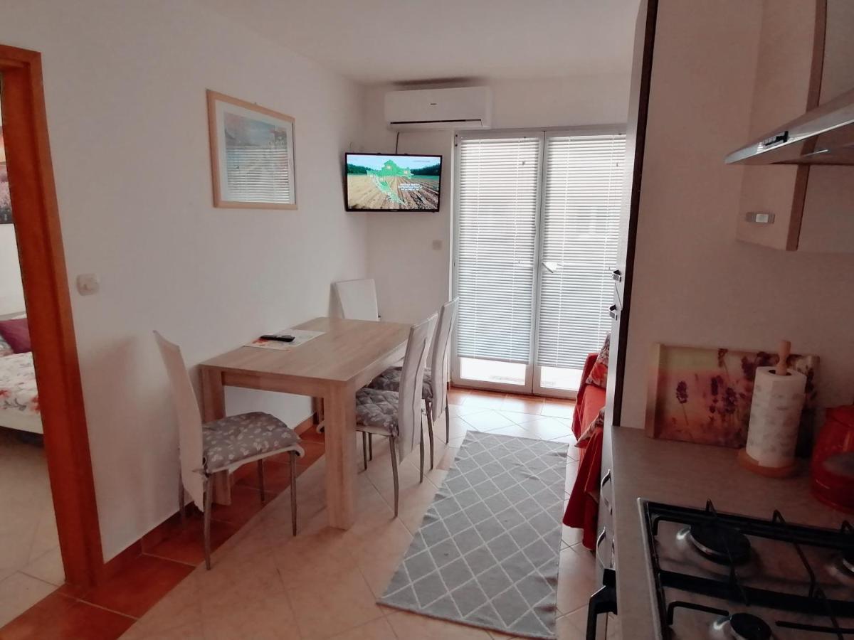 Apartment Vesna Вир Екстериор снимка