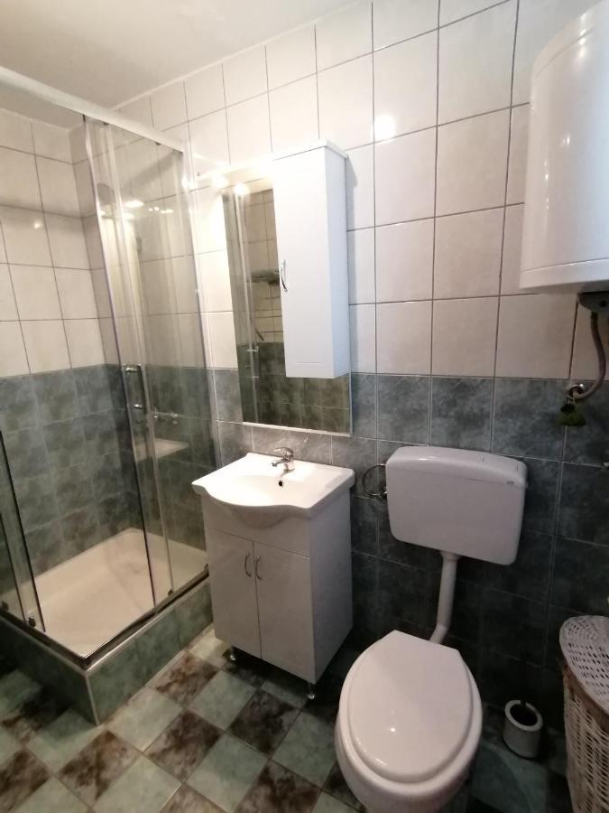 Apartment Vesna Вир Екстериор снимка