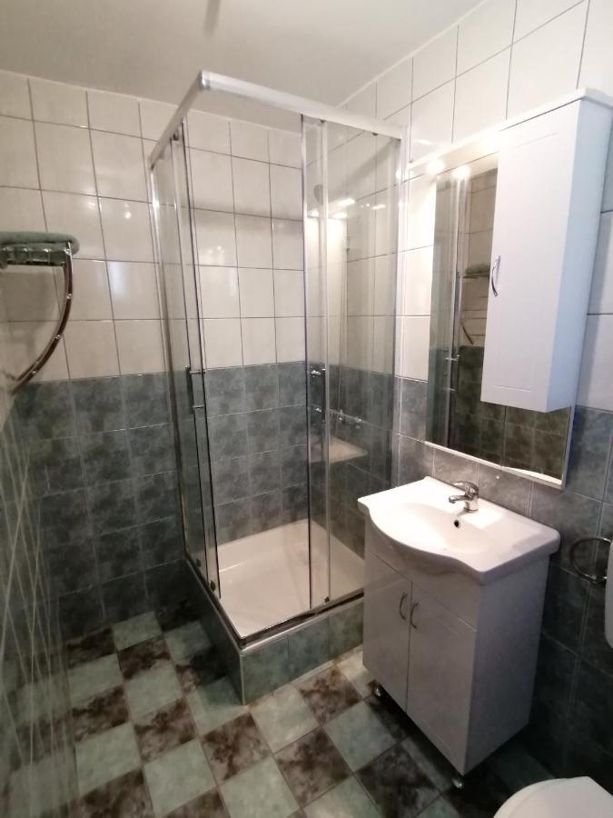 Apartment Vesna Вир Екстериор снимка